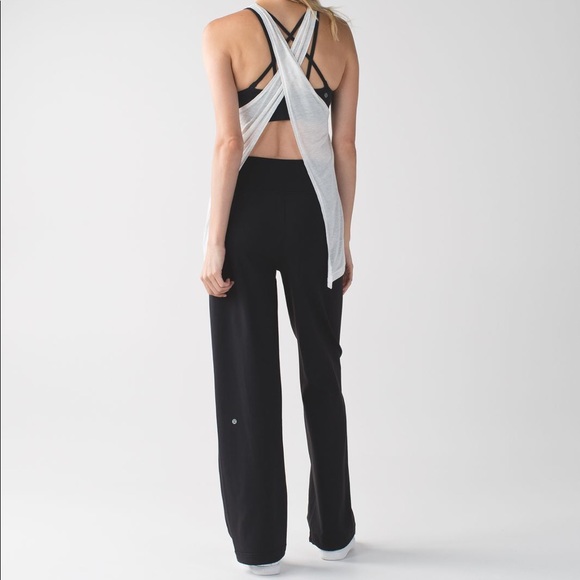 flared pants the sting